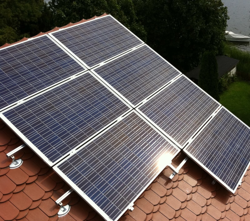 Referenz: Biberschwanzvilla mit Solaranlage am Zeuthener See | © SolarstromBerlin