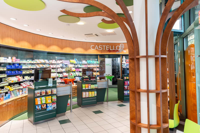 Verkaufsraum Castello Apotheke | © Nicole Schnittfincke