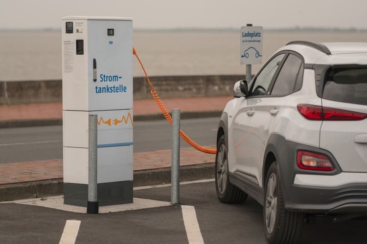 charging-station-5212924_1280.jpg null