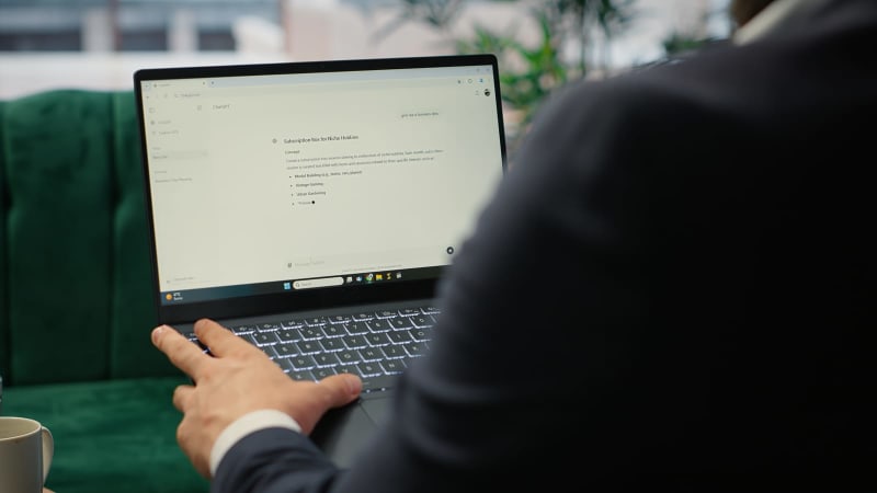 ChatGPT Nutzung am Laptop