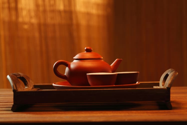 Nahaufnahme einer traditionellen chinesischen Teekanne