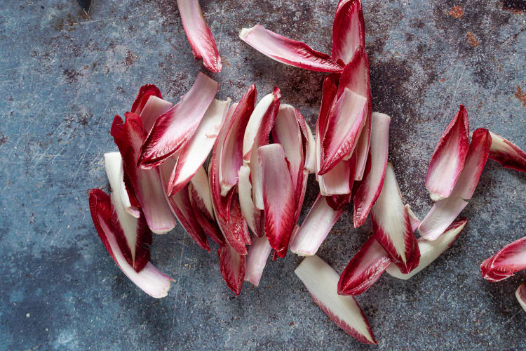 Radicchio Schiffchen micheile henderson / Unsplash