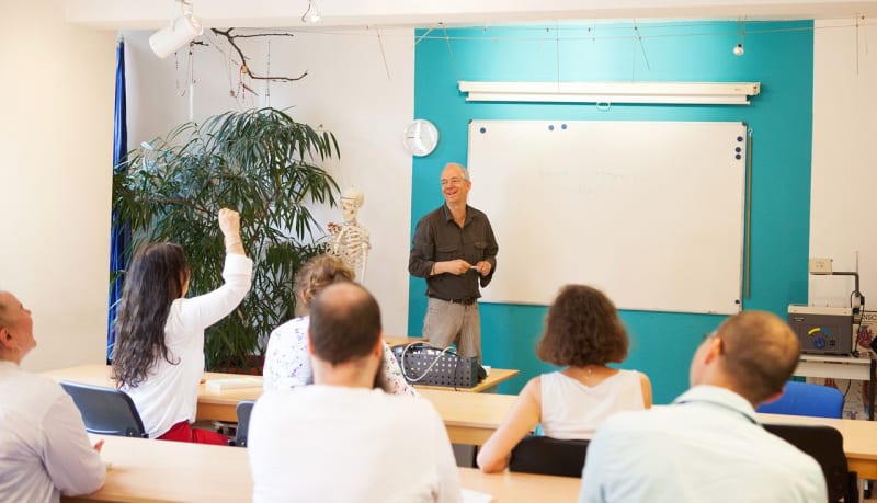 Kursraum der Artemisa Heilpraktikerschule