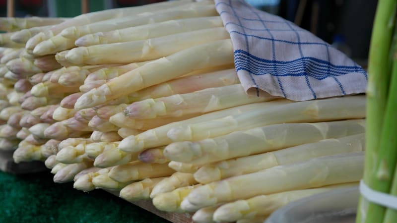 Weißer Spargel