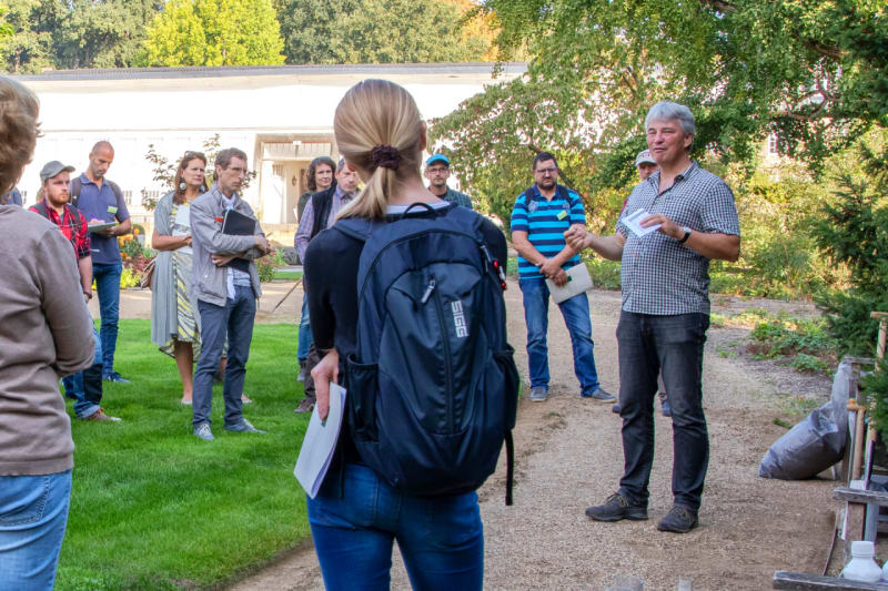 Dr. Jürgen Kutscheid bei einem Vortrag