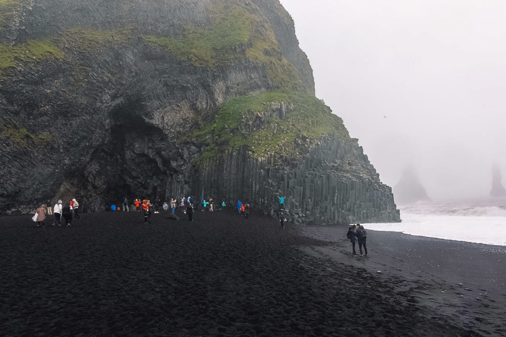 Islandija potopis črna plaža Reynisfjara