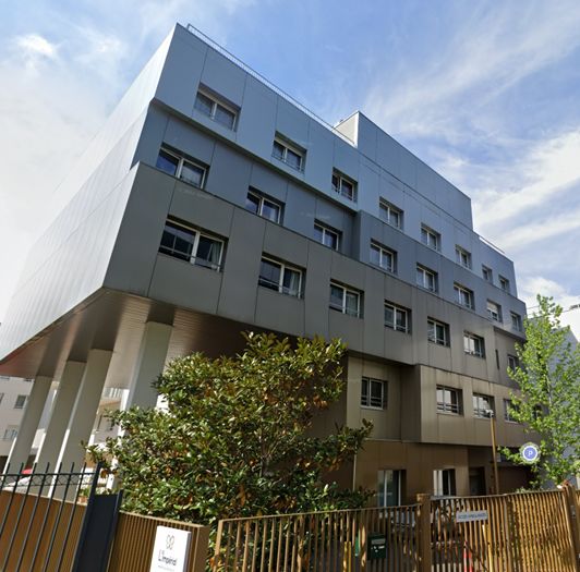 Colombes — photo 1