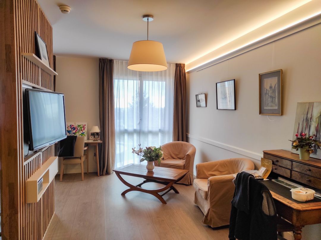 01dde88abf708db1496e2a808548e77d