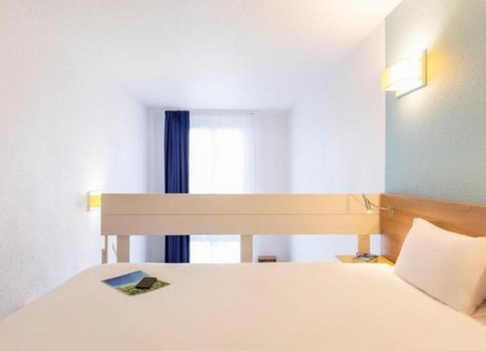 01e7ccc9d20bcbebd79b326413cf6b02