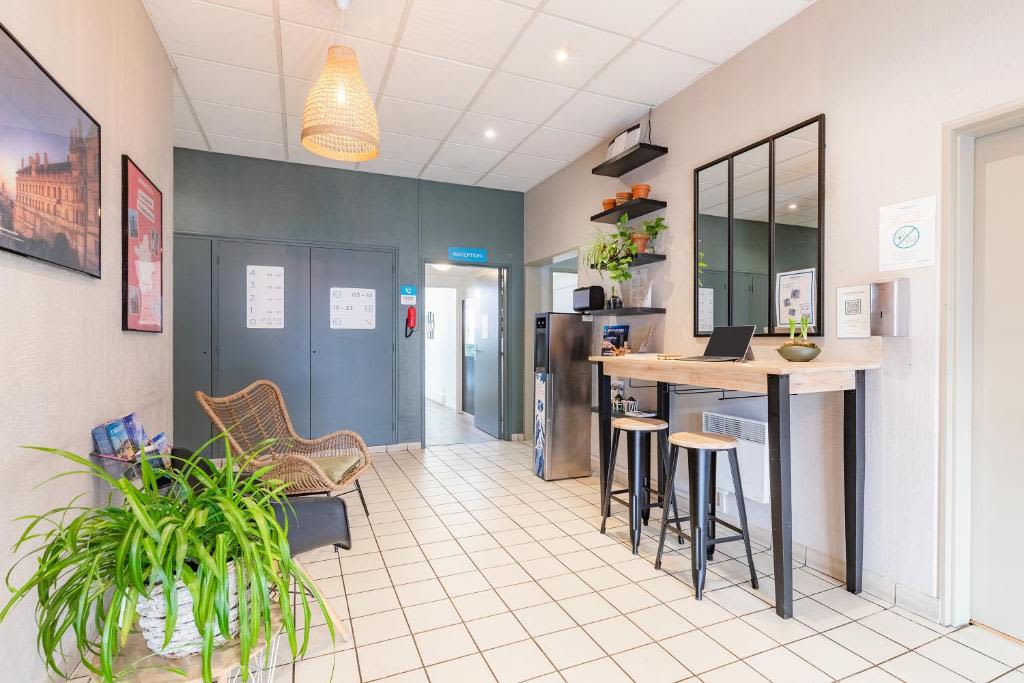 02124cde7352117498e614bfbd9640c4