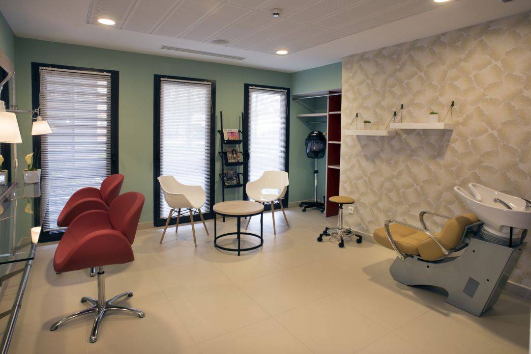 Programme neuf à Saint-Raphaël : 2 appartements dès 222 991 € — photo 5