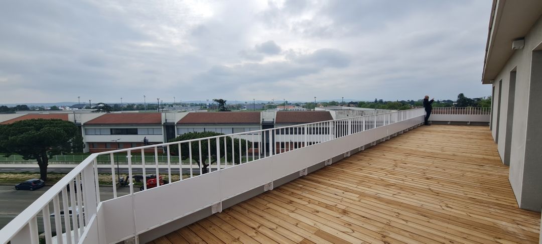 0894c8b328417d26a89542549751f511