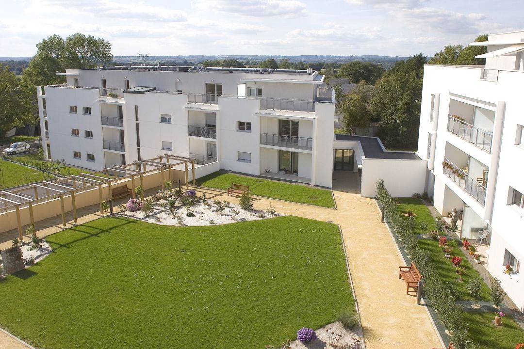 Programme neuf à Louverné : 3 appartements dès 102 738 € — photo 3
