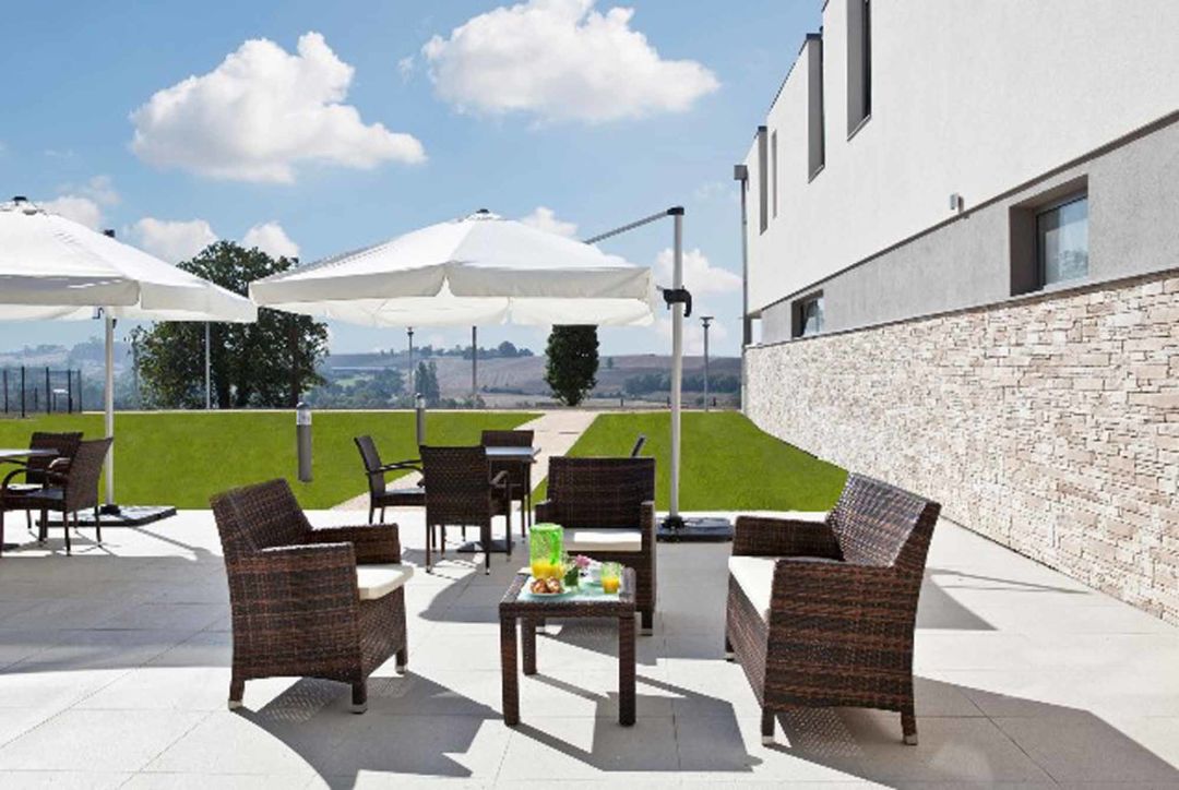 0dfefc0115101a18dcee921908f01820