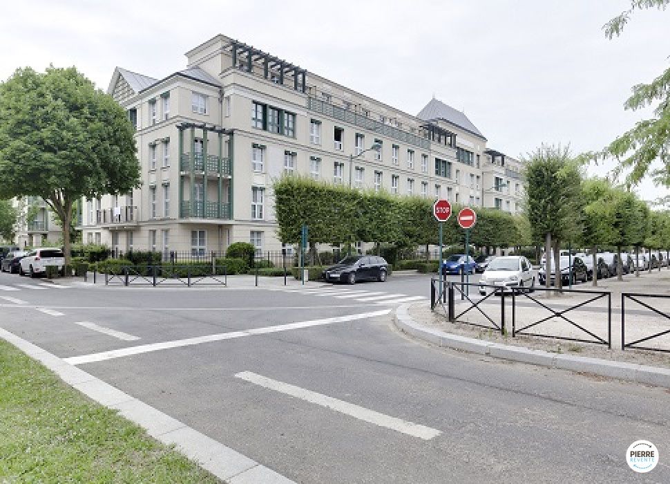SERRIS (MARNE LA VALLEE) - PARIS VAL D'EUROPE