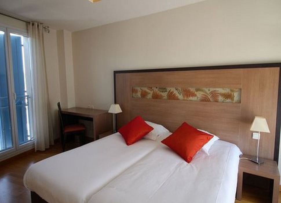 11fc94a8054d7f76e0c73a29c3e5255b