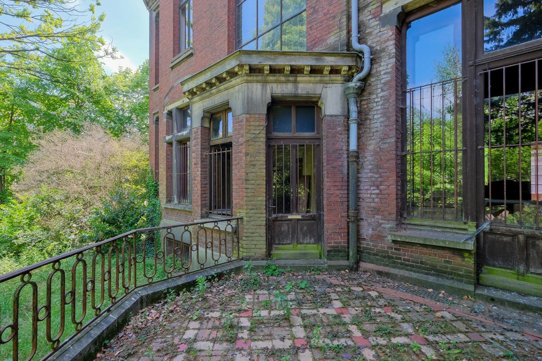 20bd5da7c5b3e35f1a889922f3f0b567