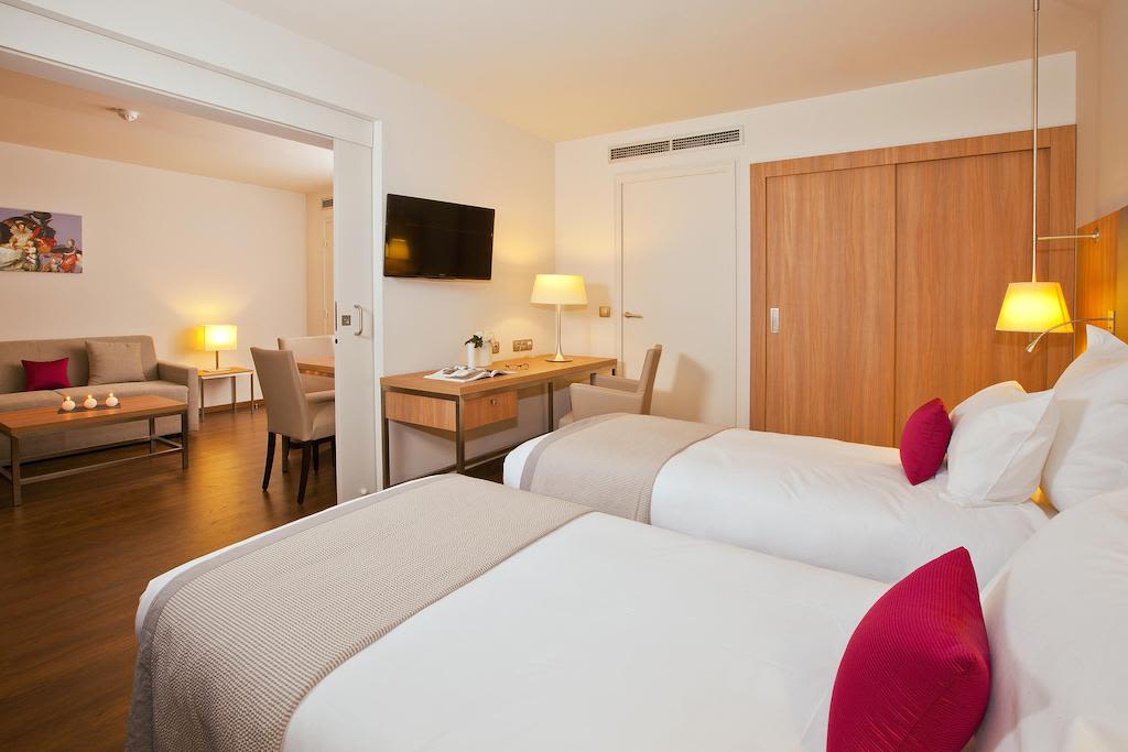 23ccb7dbd78935abbf150a40bf4d4ef9