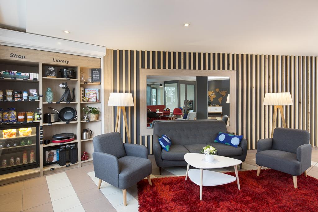 2878a7365f190bcee225c1a980f11c98