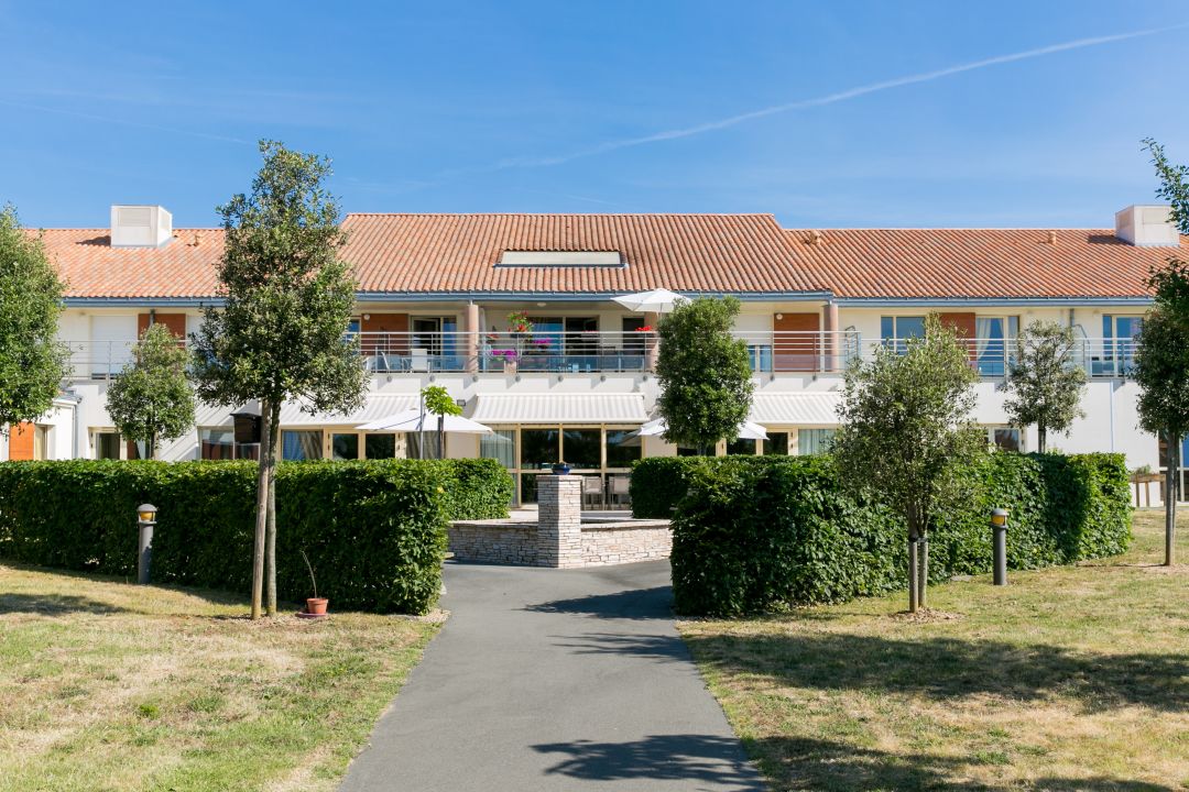 3468280f7c701a19b2f4ffcca2e38335