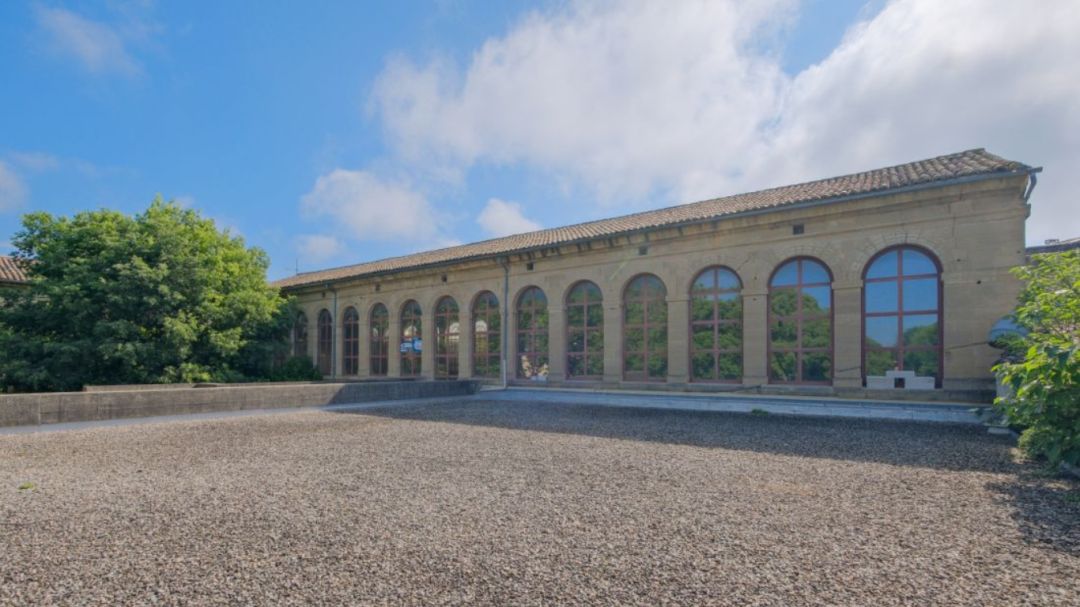UZES : 7, avenue de la Libération