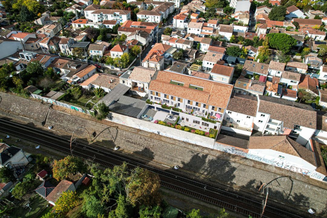 3da3569bb9b1a4484faf5a38b20de855