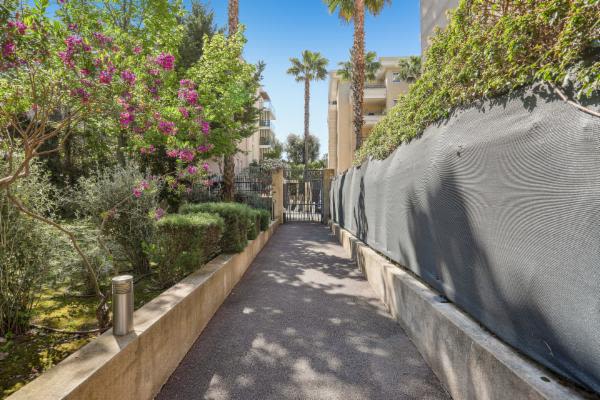 Programme neuf à Nice : 2 appartements dès 225 000 € — photo 3