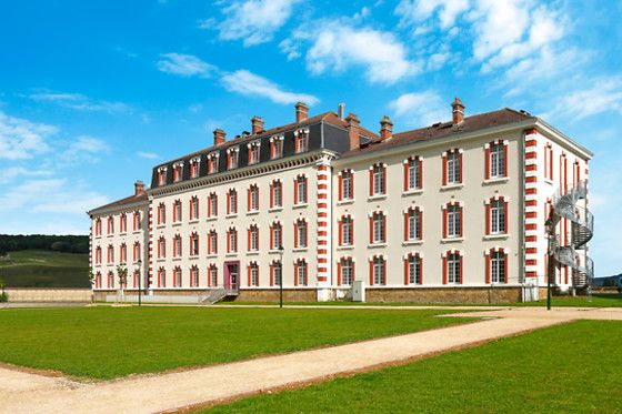 LES DEMEURES CHAMPENOISES_99-BIS