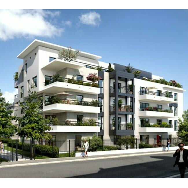 Colombes — photo 1