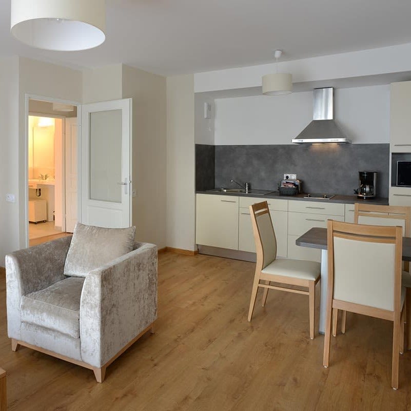 Programme neuf à Saint-Doulchard : 1 appartement dès 87 467 € — photo 2