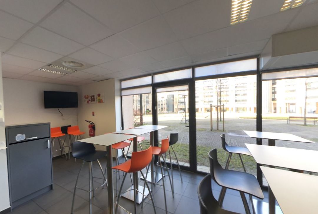 5d4708e8156fb05bb914a998a89fac4c