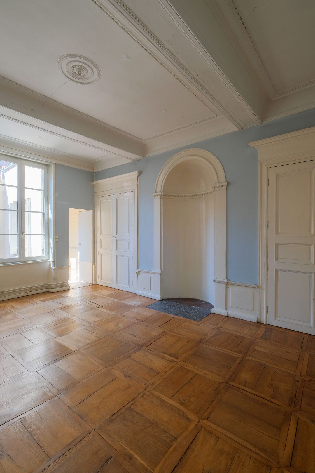 5e7298c773de3e349adab182a9043922