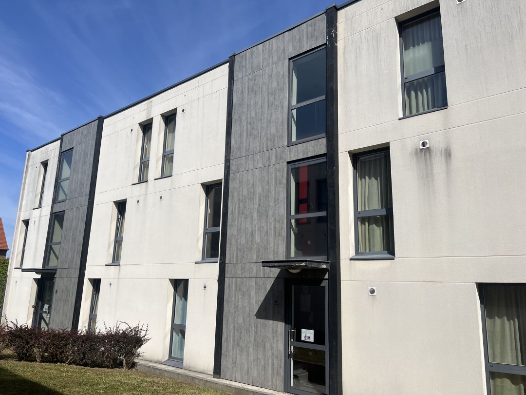 60bdb3e1a2fcc4f3bce49dce8426d955