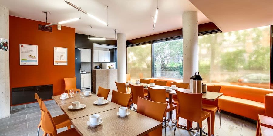 63fe526ae76cb5a97c95393e26c56184