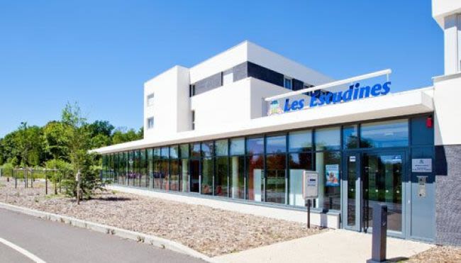 Les Estudines Saint Quentin En Yvelines