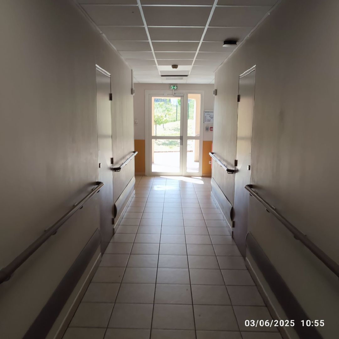 7488f57f51a93b85165acba261ac6b39