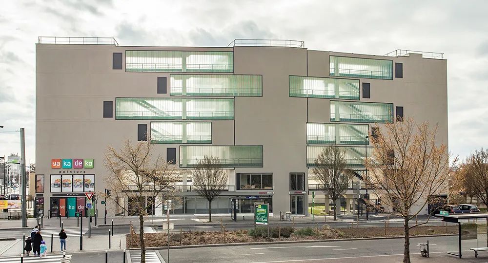 Programme neuf à Saint-Denis : 2 appartements dès 94 836 € — photo 2