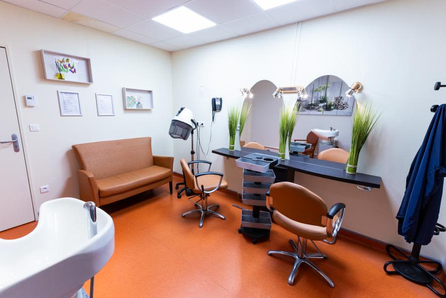 77e62f796985e5e5b90923a36c5703e6