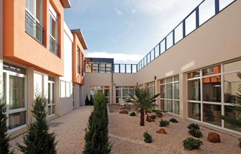Leudeville — photo 5