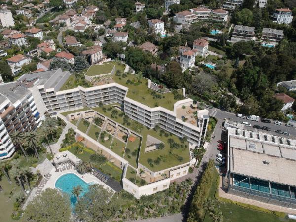 8339e014155363ee4208856803d99627