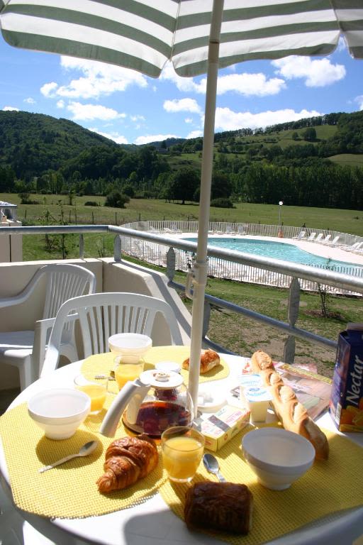 852ce8792b32986a0dece16c278afbde