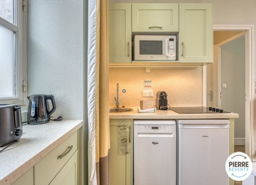 8722b2f28ef3af77ee34dbbd48bb267e