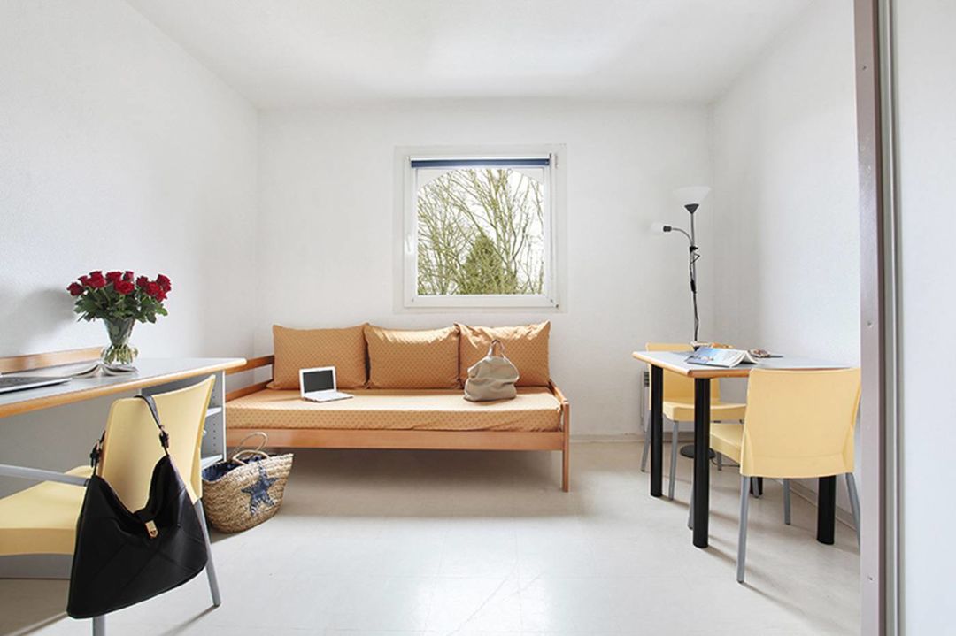 8758240da2d16eaff465ca38cb385b18