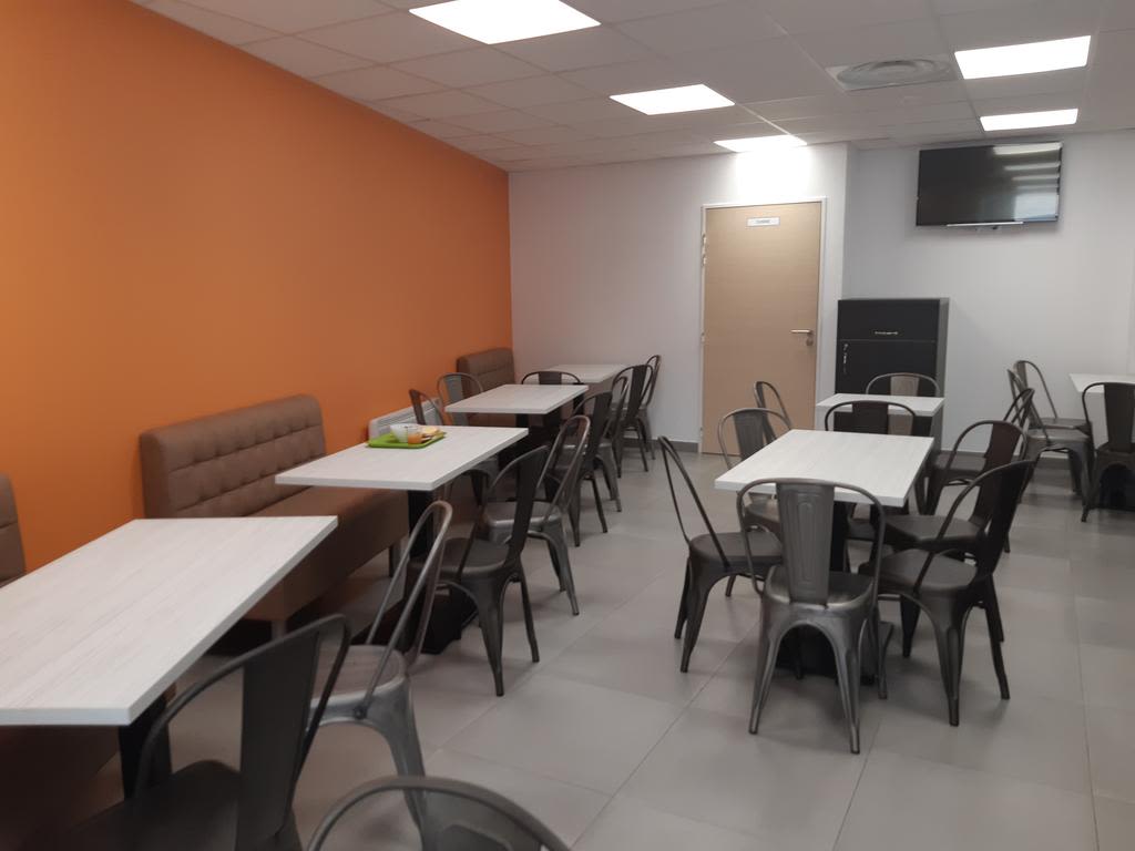 8e5119f9abdcfd94bb85db58cc3efd61