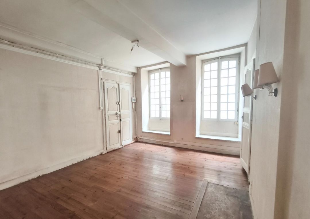 Programme immobilier 6 Rue du Parlement 64000 Pau à Pau