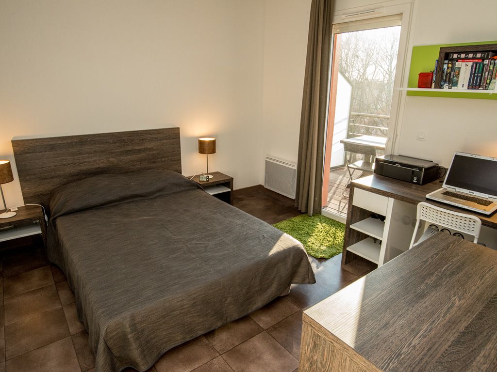 9daf6439ce0b2e7aba8bb7b85e218ca9