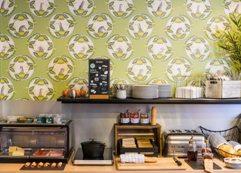 COURBEVOIE - LES PLEIADES