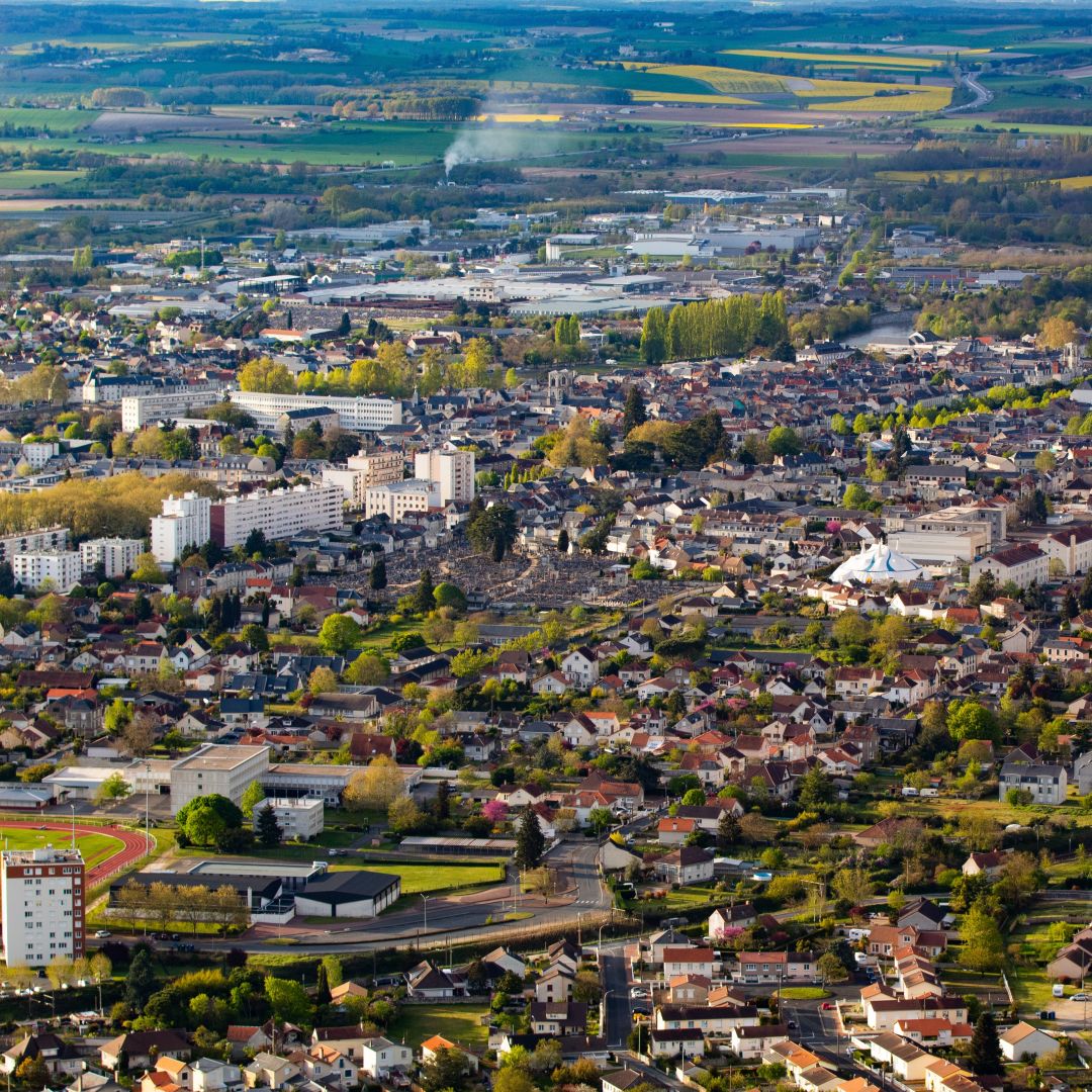 Monts-sur-Guesnes — photo 3