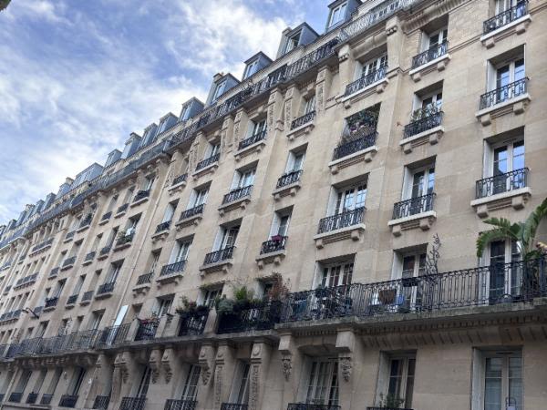 Programme neuf à Paris : 1 appartement — photo 5