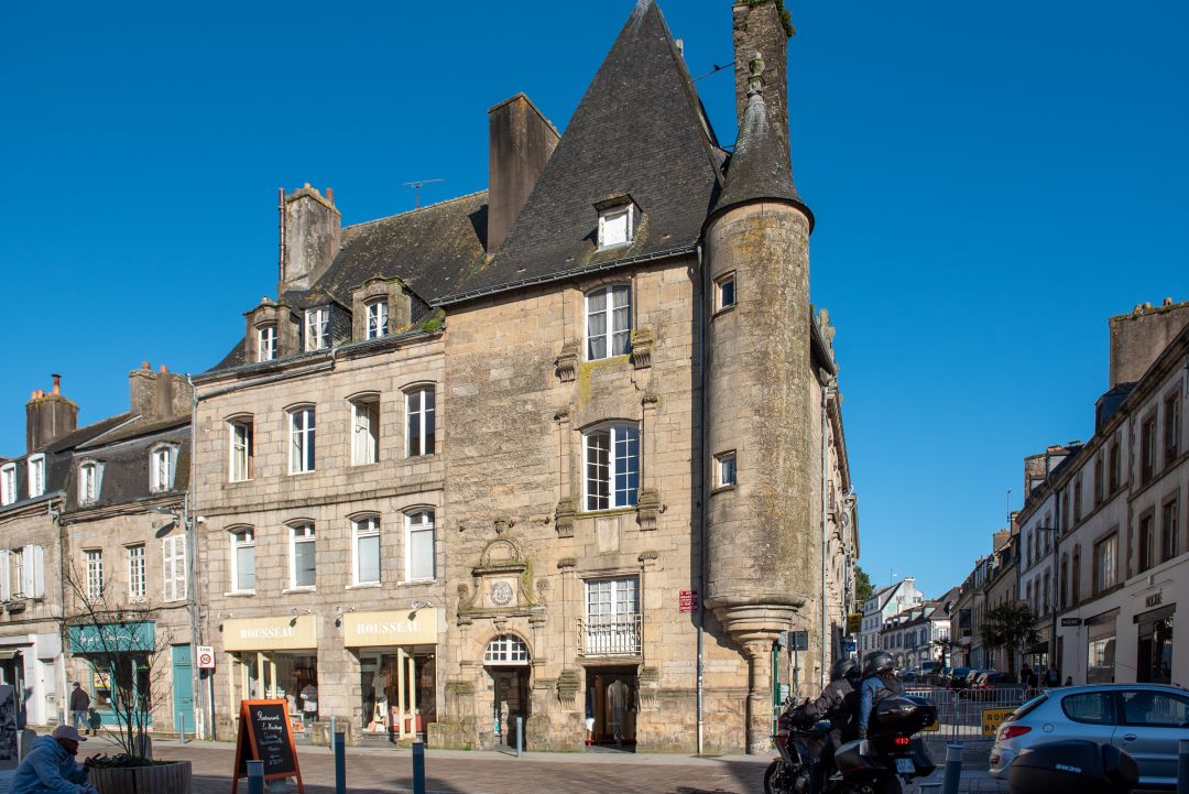 HÔTEL DE ROSCOET